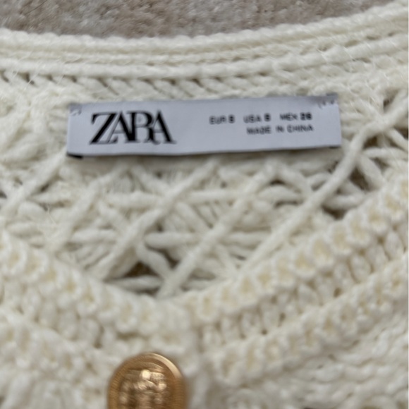 Zara Off-White Crochet Cardigan with Gold Buttons - Picture 3 of 3
